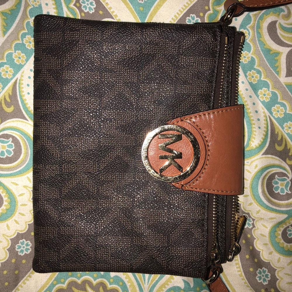 Michael Kors cross body bag